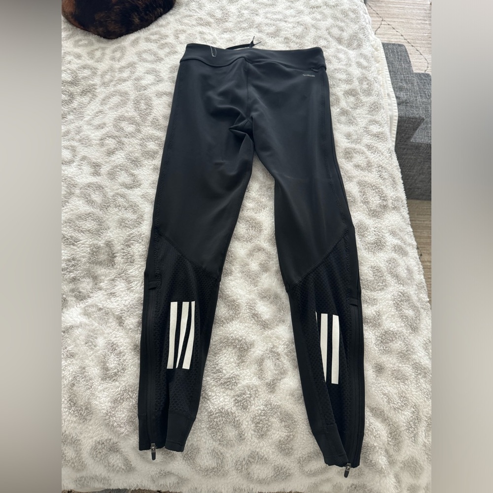 Adidas leggings small